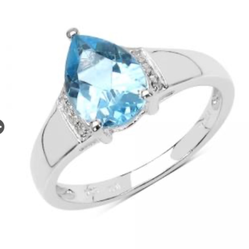 New Pear shape Topaz Ring